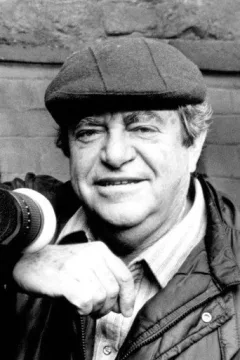 Menahem Golan — фото