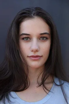 Элла Траволта