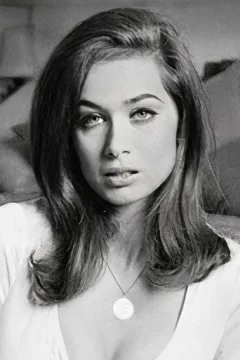 Valerie Leon — фото