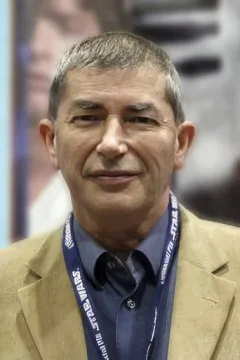 Колин Хиггинс — фото