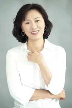 Bae Jeong-mi — фото