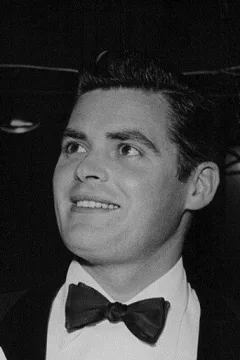 Charles B. Fitzsimons — фото