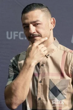 Cub Swanson — фото