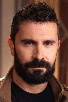 Luis Carazo — фото