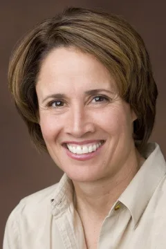 Mary Carillo — фото