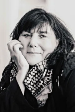 Cat Villiers — фото