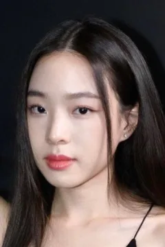 พิชชาธร สันตินธรกุล — фото