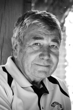 Vic Armstrong — фото