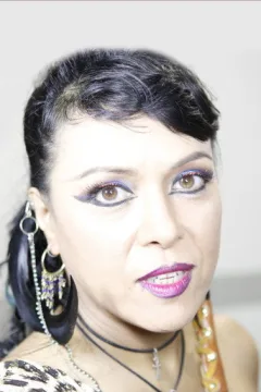 Annabella Lwin — фото