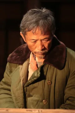 黄精一