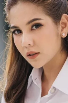 สิริลภัส กองตระการ — фото