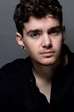 Эллиот Флетчер