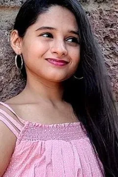 Mrunal Jadhav — фото