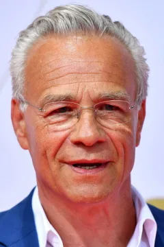 Klaus J. Behrendt — фото