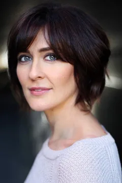 Poppy Roe — фото