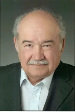 Everett Sifuentes
