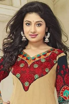 Paridhi Sharma — фото