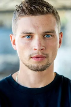 Даррен Манн