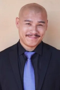 许占伟