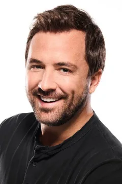 Darren McMullen