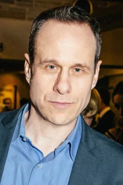 Стивен Белбер — фото