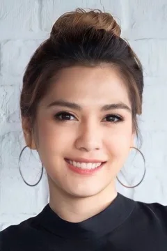 วรกาญจน์ โรจนวัชร — фото