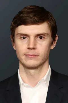 Эван Питерс