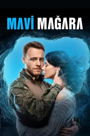 Голубая пещера — постер